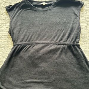 Mac Studio size medium T-shirt blouse